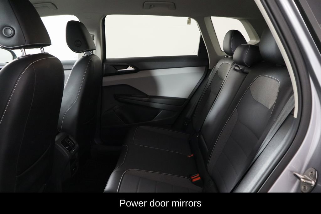 Used 2022 Volkswagen Taos SE image 8