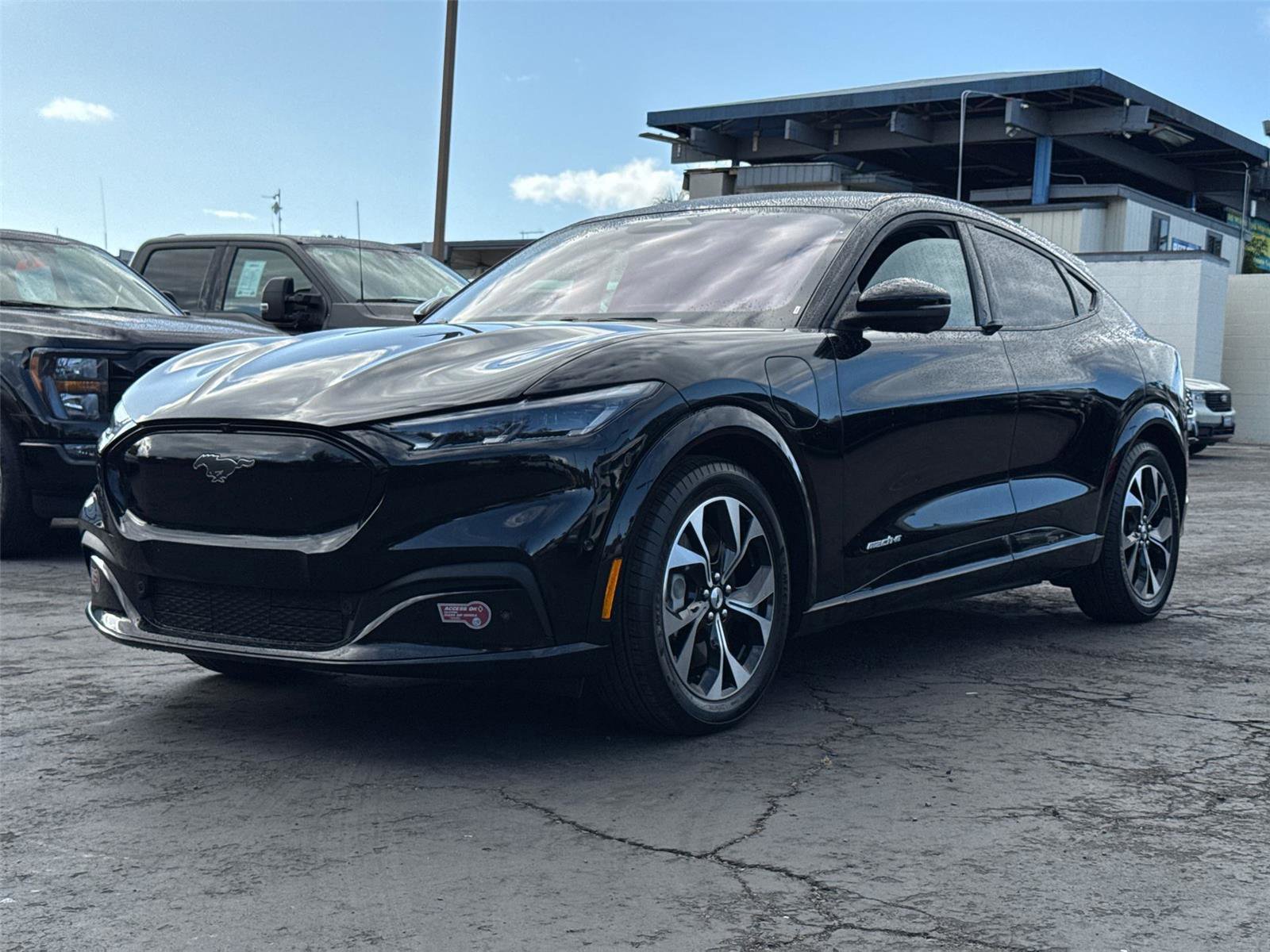 Used 2023 Ford Mustang Mach-E Premium RWD image 4