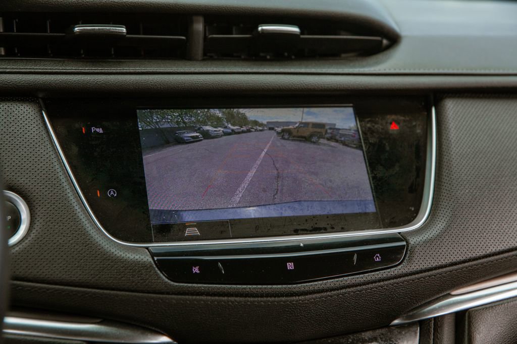 Used 2021 Cadillac XT5 Luxury FWD image 16