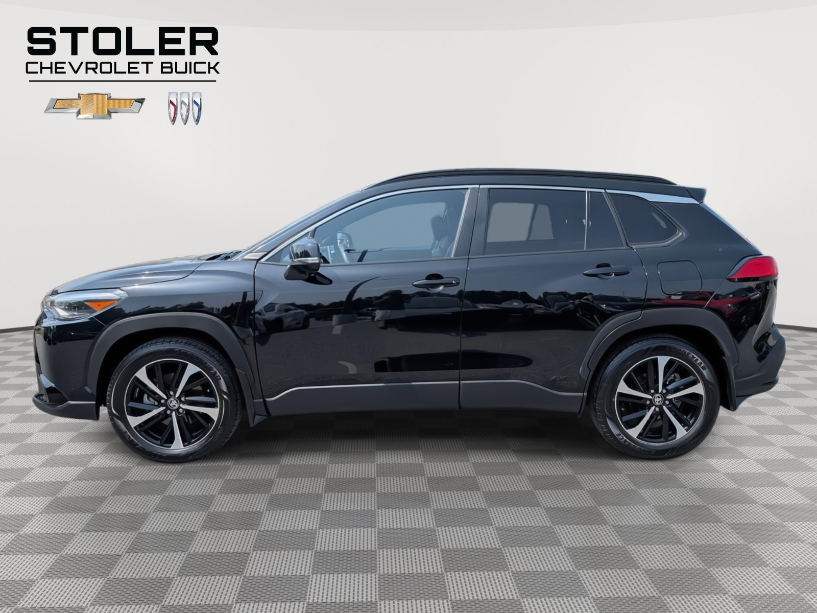 Used 2024 Toyota Corolla Cross XSE w/ Convenience Package image 3