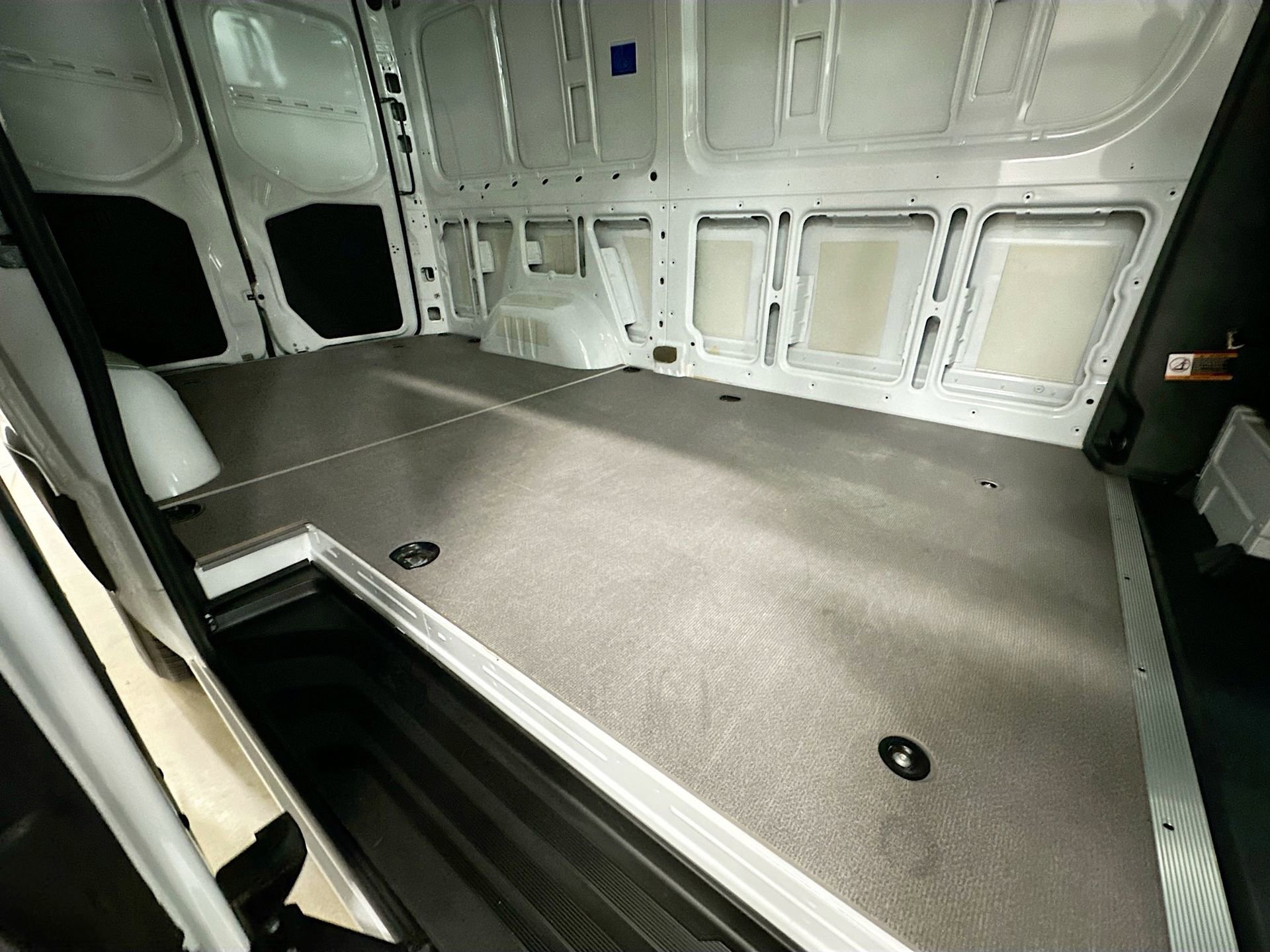 Used 2023 Mercedes-Benz Sprinter 144 Cargo image 26