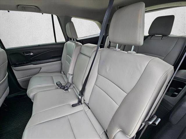 Used 2018 Honda Pilot Touring image 18