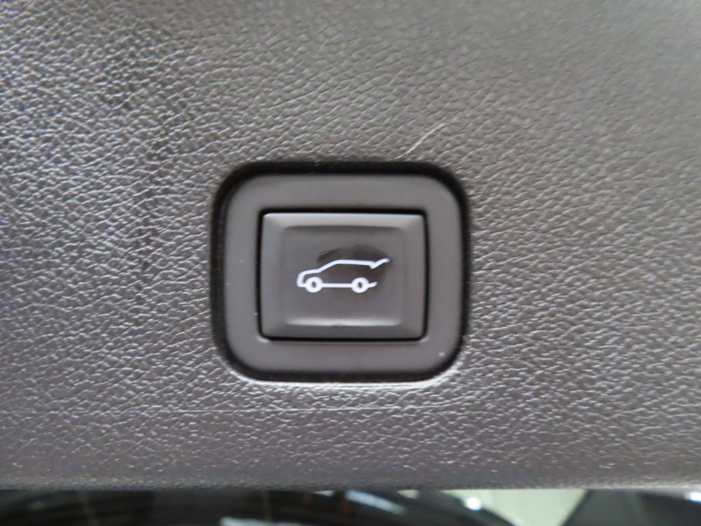 Used 2024 Cadillac XT6 Premium Luxury w/ LPO, Floor Liner Package AWD/4WD image 41