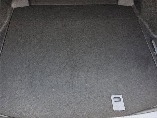 Used 2025 Toyota Camry SE image 19