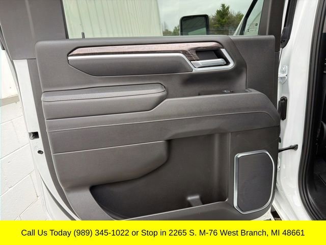 Used 2025 Chevrolet Silverado 2500 LTZ w/ LTZ Premium Package AWD/4WD image 34