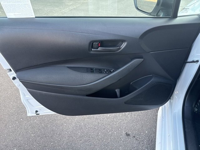 Used 2023 Toyota Corolla LE image 11