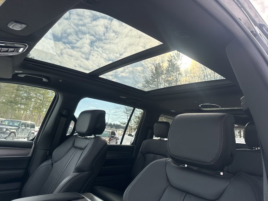 New 2026 Jeep Grand Wagoneer Limited w/ Premium Group II image 18