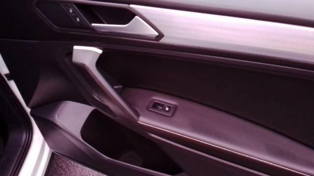 Used 2023 Volkswagen Tiguan S AWD/4WD image 19