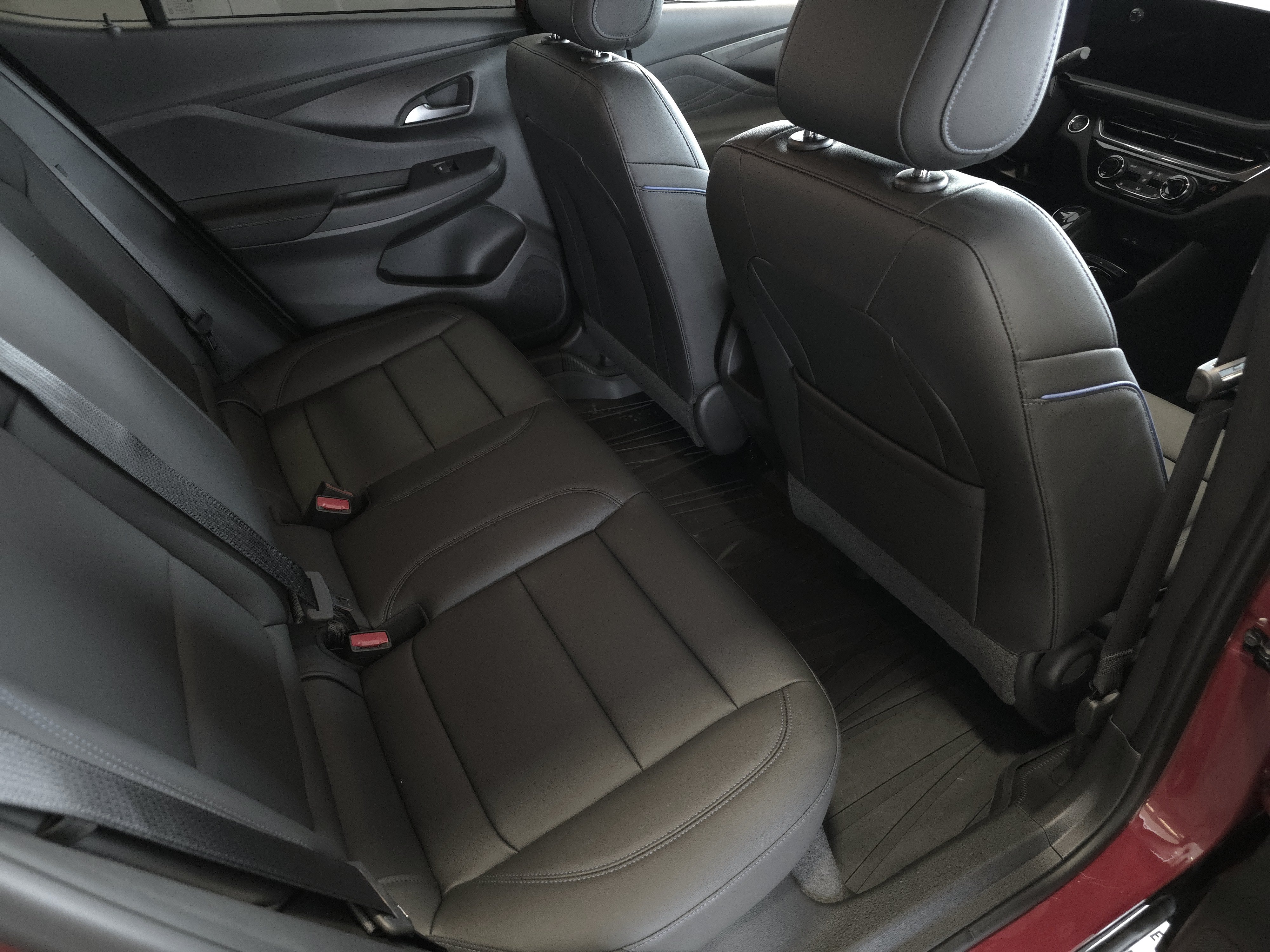 New 2026 Buick Envista Sport Touring w/ Convenience I Package FWD image 19