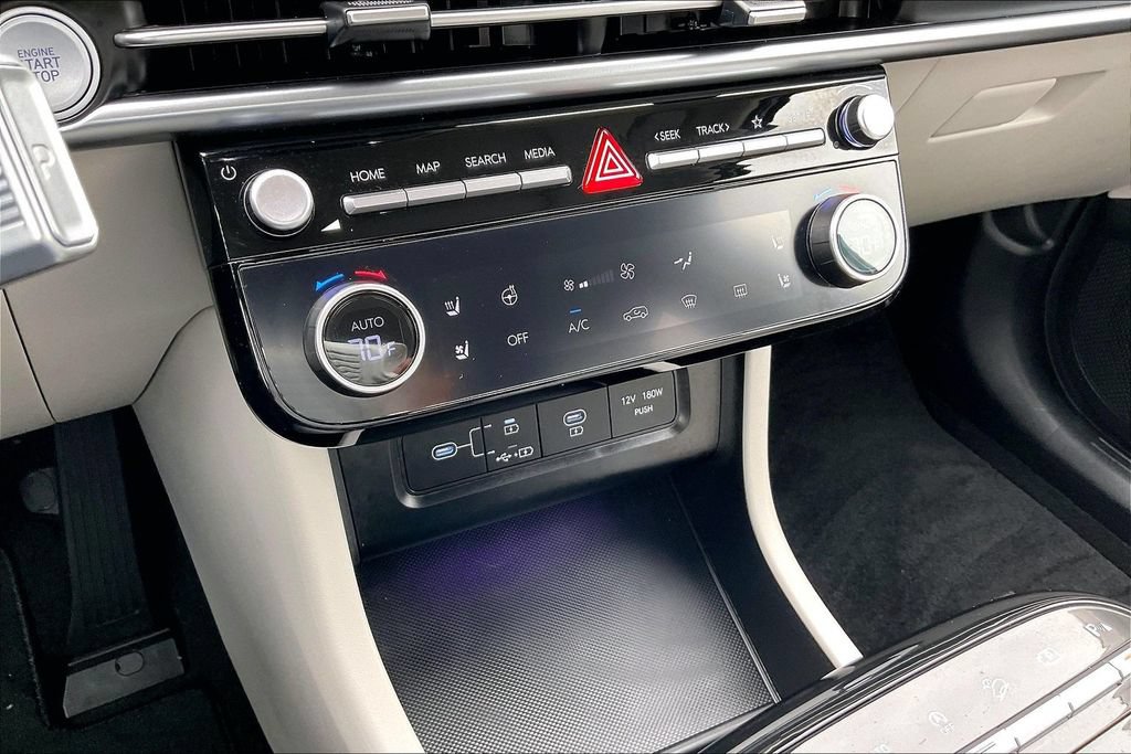 Used 2025 Hyundai Tucson Limited FWD image 25