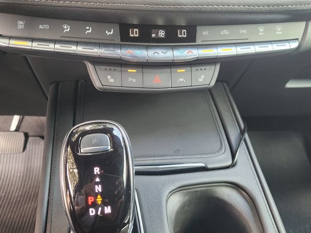 Used 2022 Cadillac XT4 Premium Luxury w/ Cold Weather Package FWD image 21