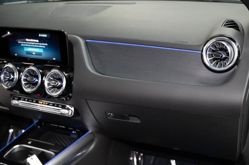 New 2026 Mercedes-Benz GLA 250 4MATIC image 17