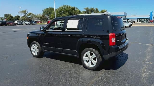 Used 2012 Jeep Patriot Limited AWD/4WD image 6