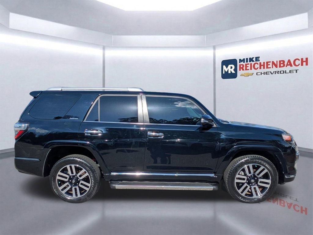 Used 2018 Toyota 4Runner Limited AWD/4WD image 3
