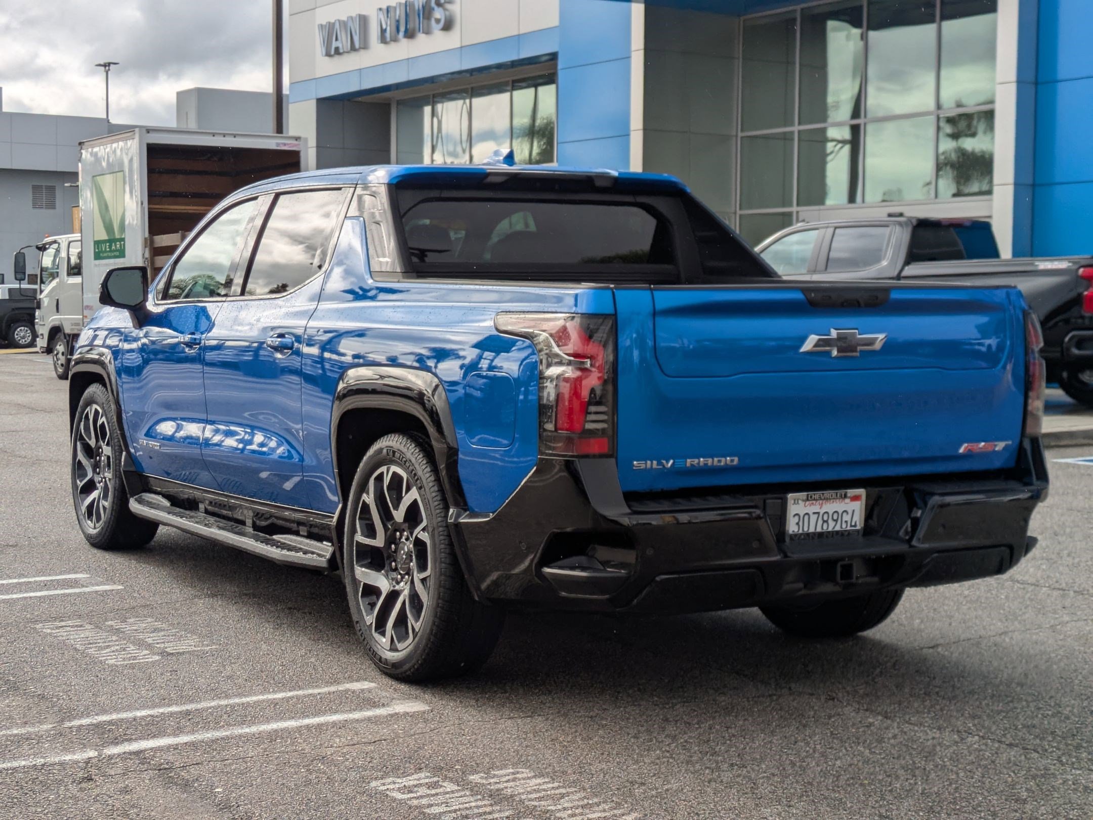 Used 2025 Chevrolet Silverado EV RST image 7