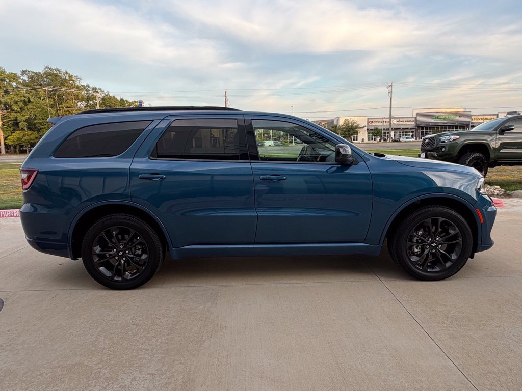 Used 2025 Dodge Durango GT w/ Blacktop Package RWD image 7
