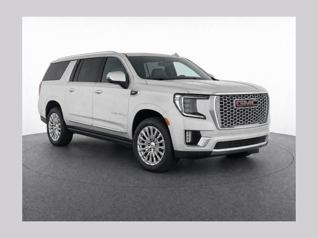 Used 2023 GMC Yukon XL Denali w/ LPO, Floor Liner Package AWD/4WD image 1