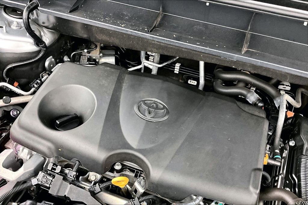 Used 2024 Toyota Highlander XLE image 41