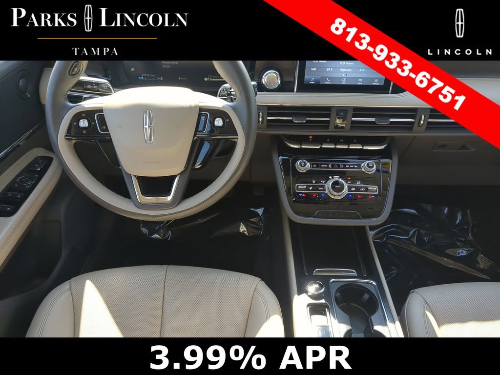 Used 2022 Lincoln Corsair Reserve w/ Sport Package image 12