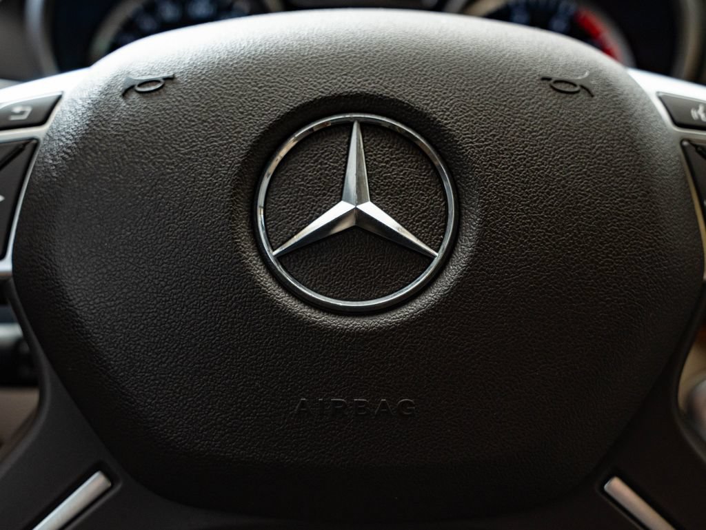 Used 2016 Mercedes-Benz GL 450 4MATIC image 32
