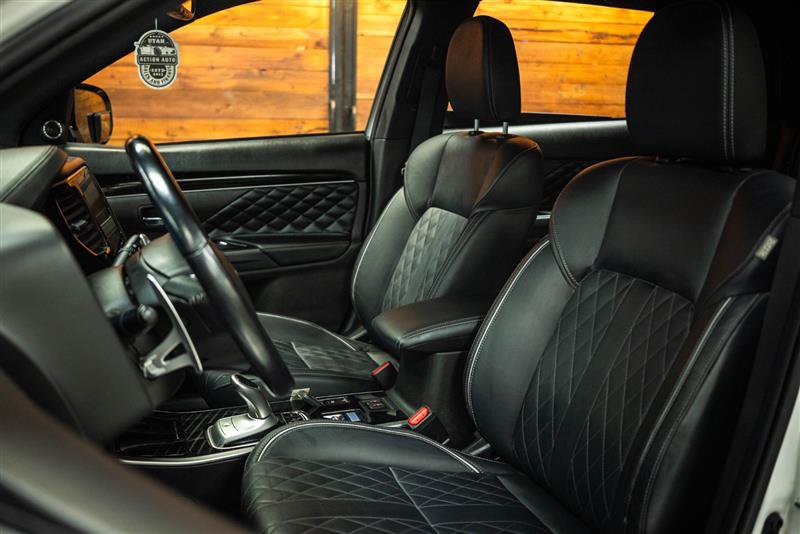Used 2022 Mitsubishi Outlander GT AWD/4WD image 10