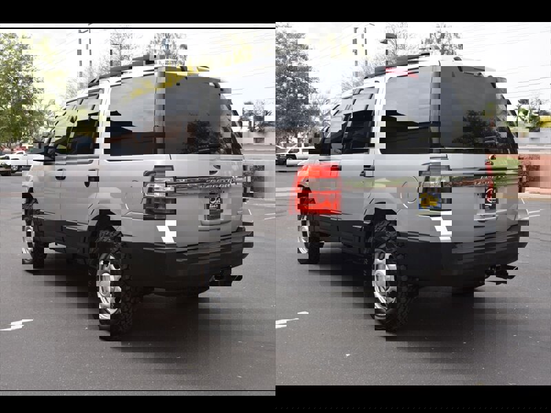 Used 2015 Ford Expedition XL image 6