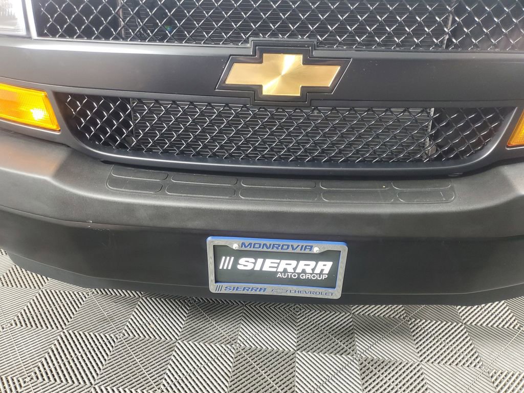 New 2026 Chevrolet Express 2500 w/ Driver Convenience Package image 10