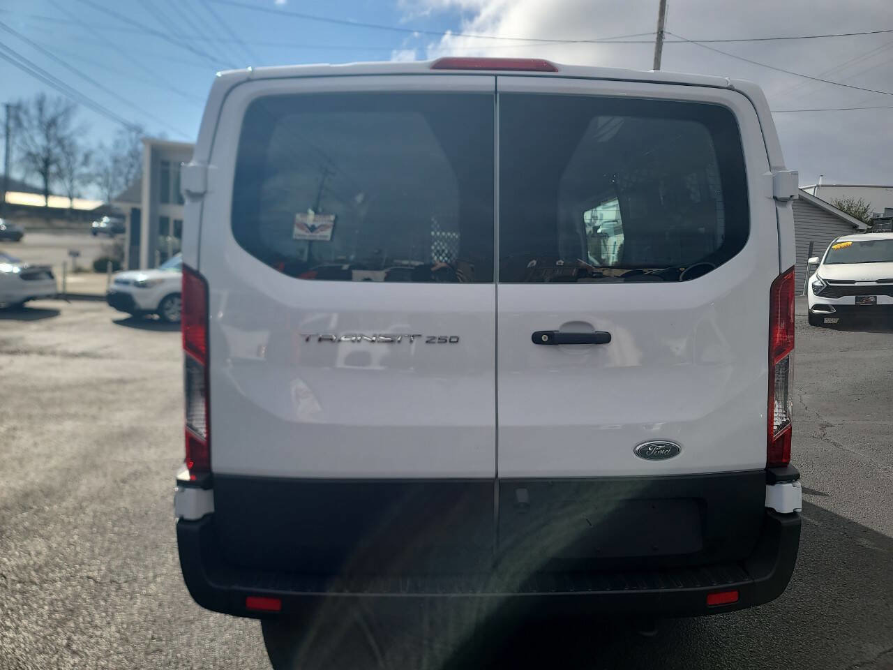 Used 2024 Ford Transit 250 250 3dr SWB Low Roof Cargo Van w/ Exterior Upgrade Package image 7