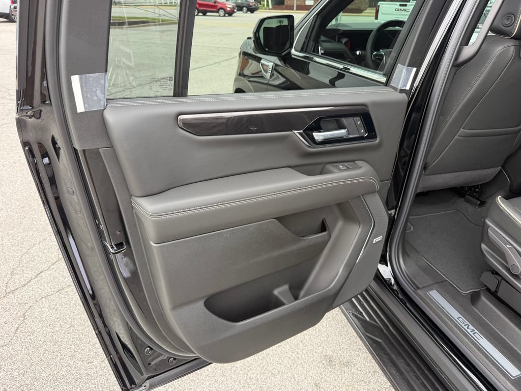 New 2026 GMC Yukon XL Elevation w/ Elevation Premium Package AWD/4WD image 25