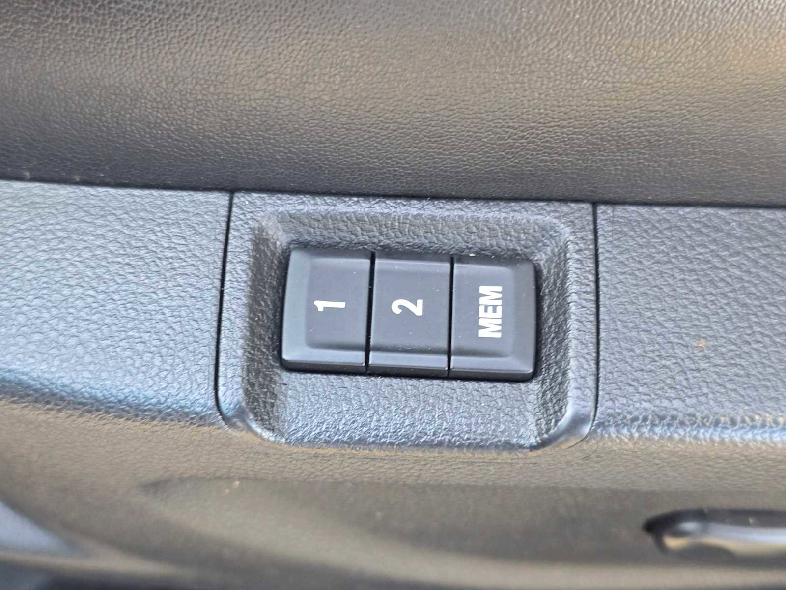 Used 2018 Buick Encore Essence image 26