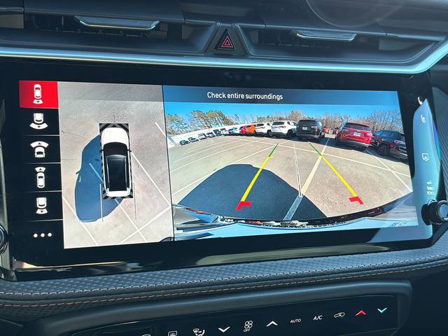 New 2026 Jeep Cherokee Overland w/ Trailer Tow Group image 32