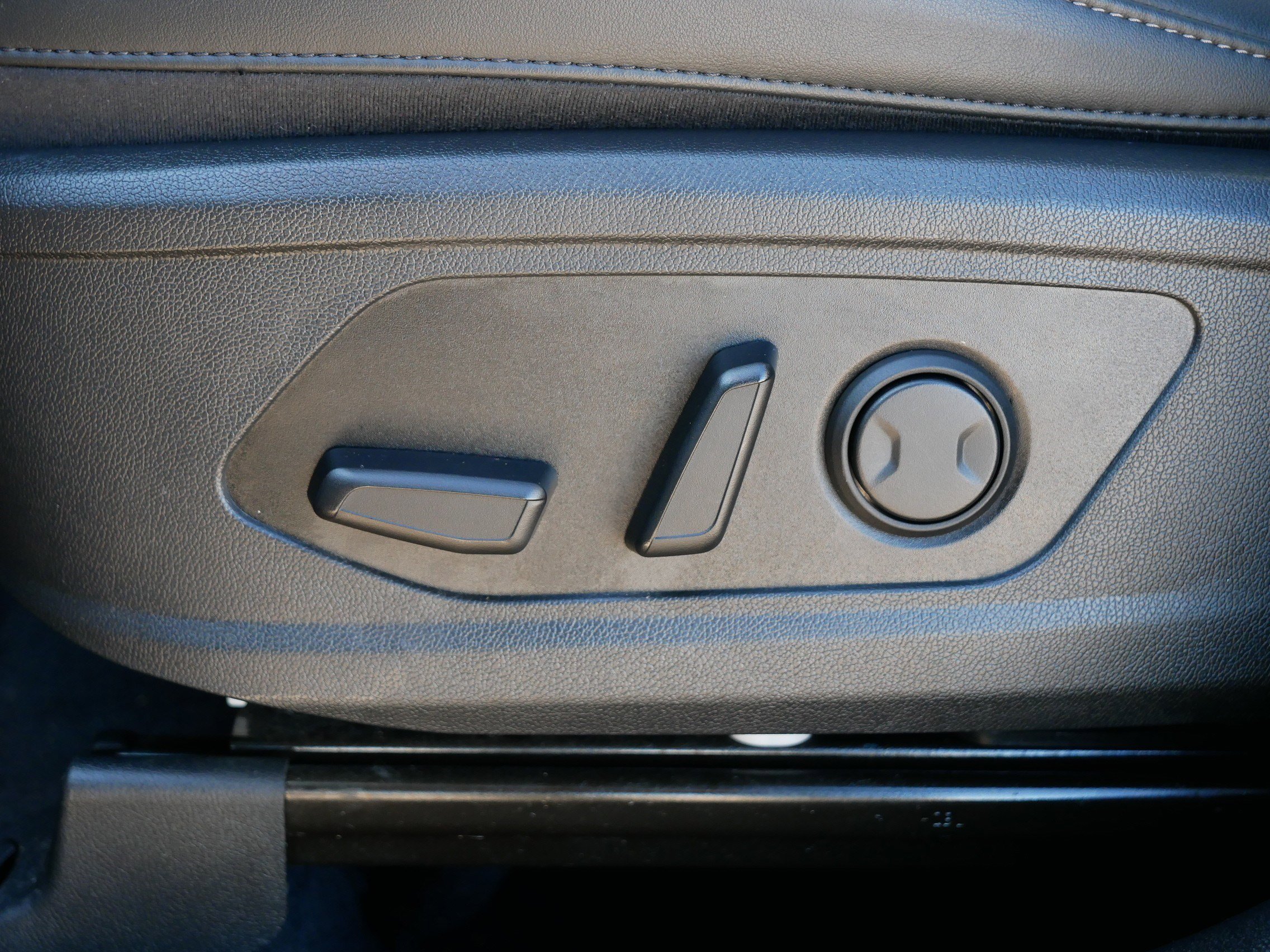 Certified 2022 Kia Sorento X-Line EX image 20