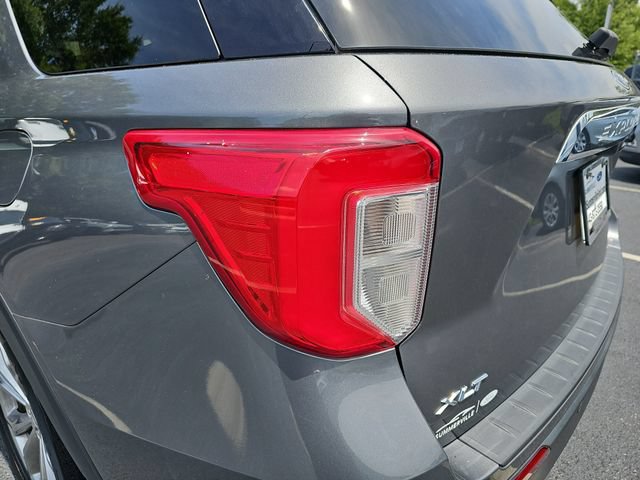 Used 2023 Ford Explorer XLT w/ Equipment Group 202A RWD image 39