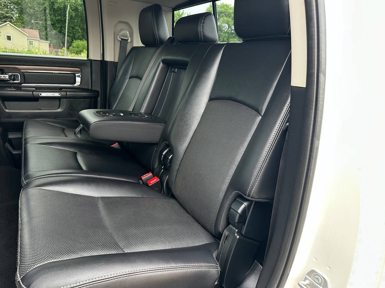 Used 2017 RAM 2500 Laramie w/ Sport Appearance Group AWD/4WD image 40