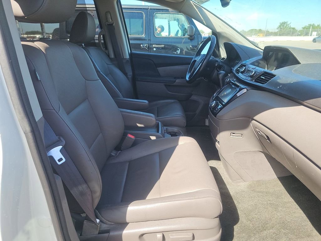 Used 2016 Honda Odyssey EX-L image 17