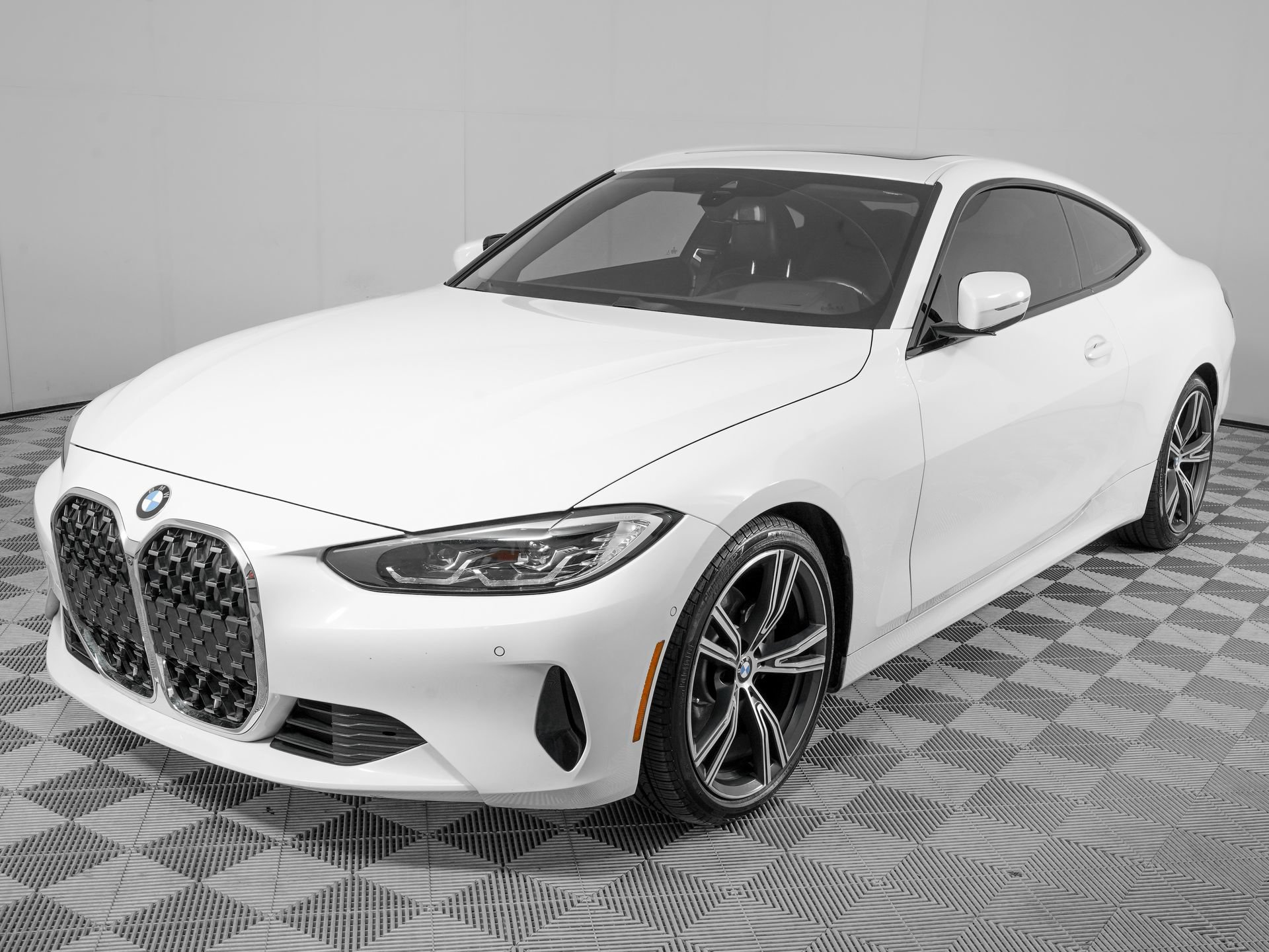 Used 2021 BMW 430i Coupe w/ Premium Package RWD image 7