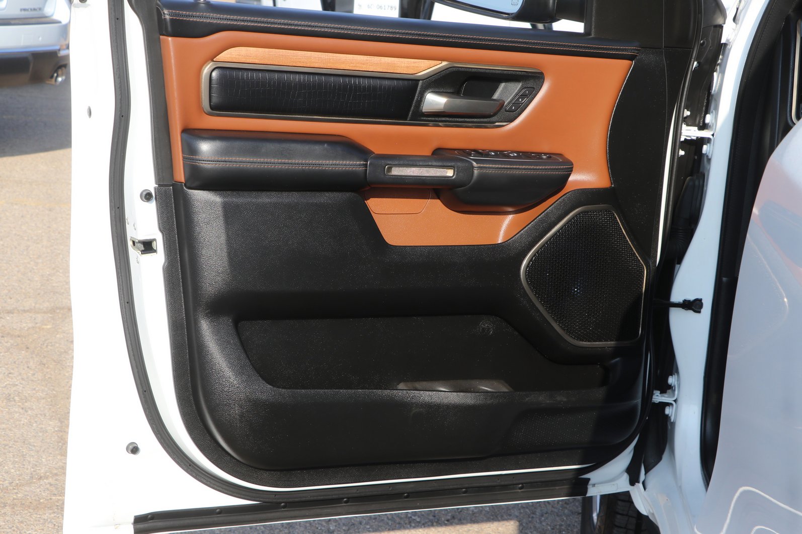 Used 2023 RAM 1500 Limited w/ Body Color Bumper Group image 10