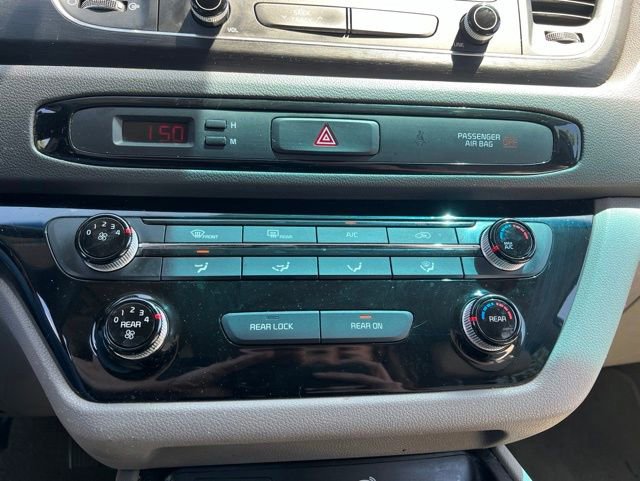 Used 2016 Kia Sedona LX w/ LX Convenience Package FWD image 19