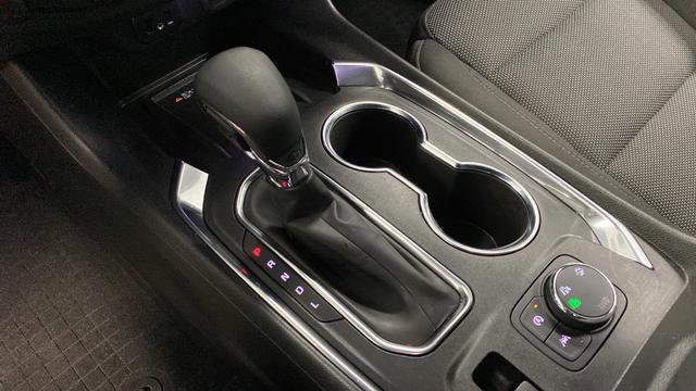 Used 2023 Chevrolet Traverse LT w/ Midnight/Sport Edition image 19