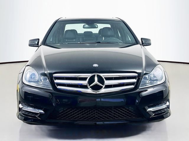 Used 2014 Mercedes-Benz C 300 4MATIC Sedan image 4