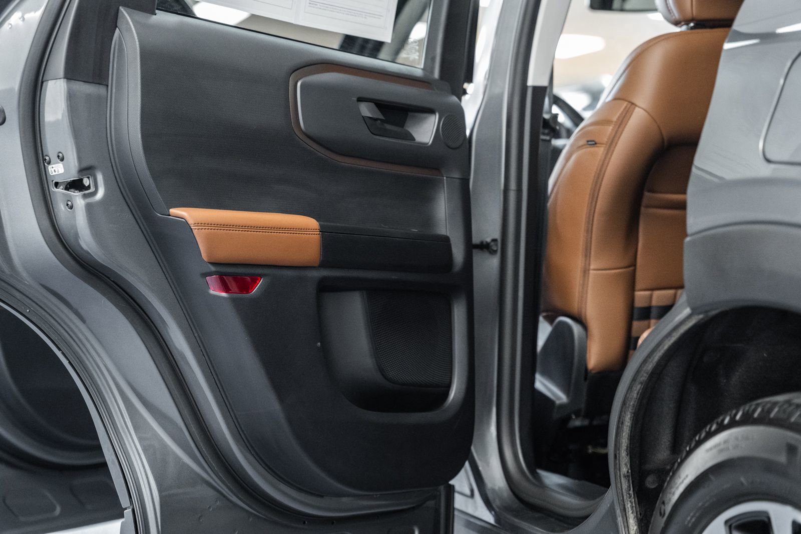 Used 2024 Ford Bronco Sport Outer Banks w/ Tech Package image 40