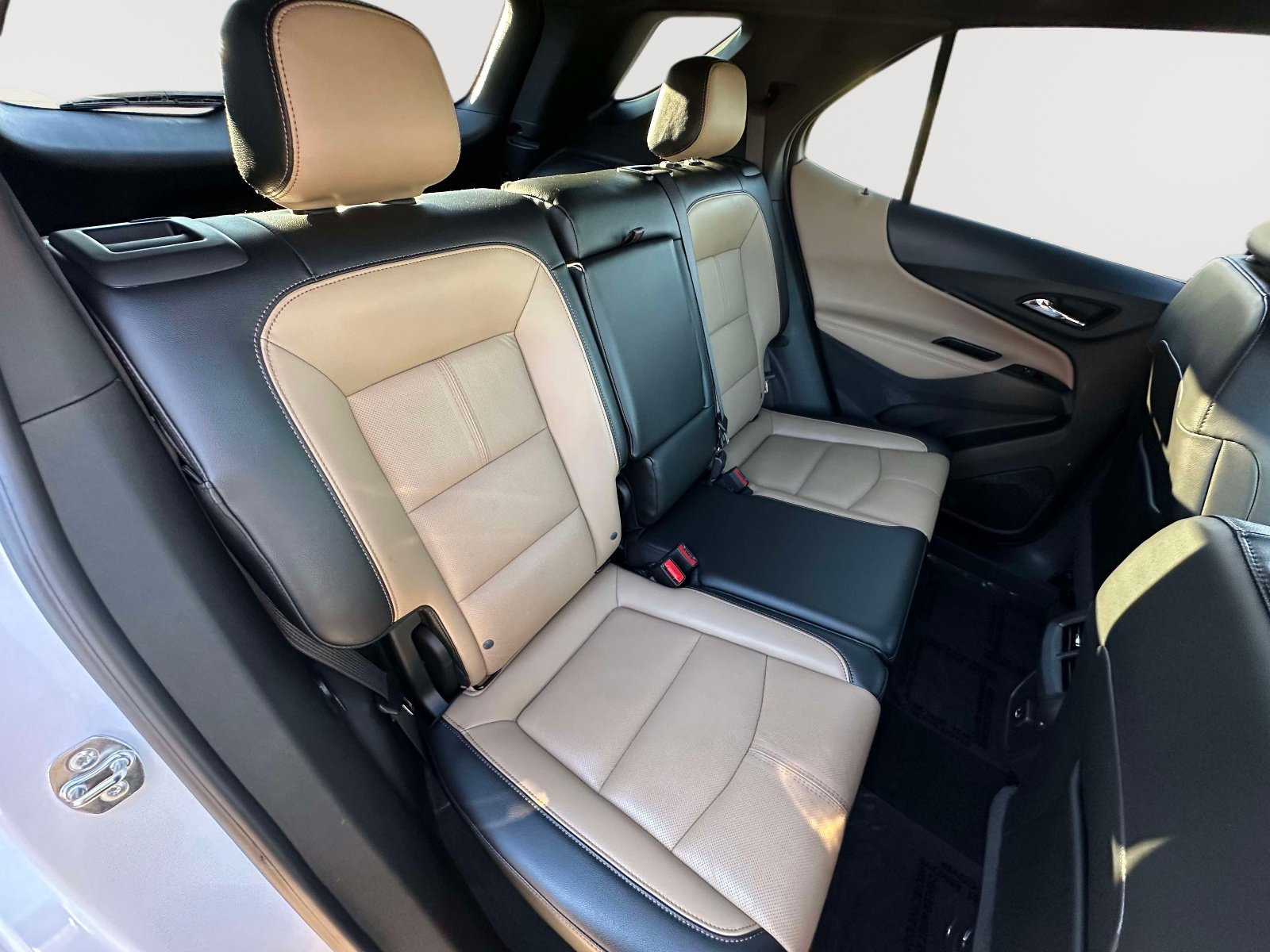 Certified 2024 Chevrolet Equinox Premier image 31