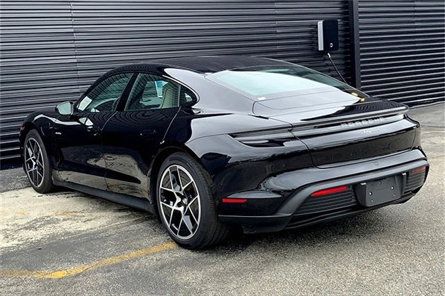 New 2025 Porsche Taycan image 3