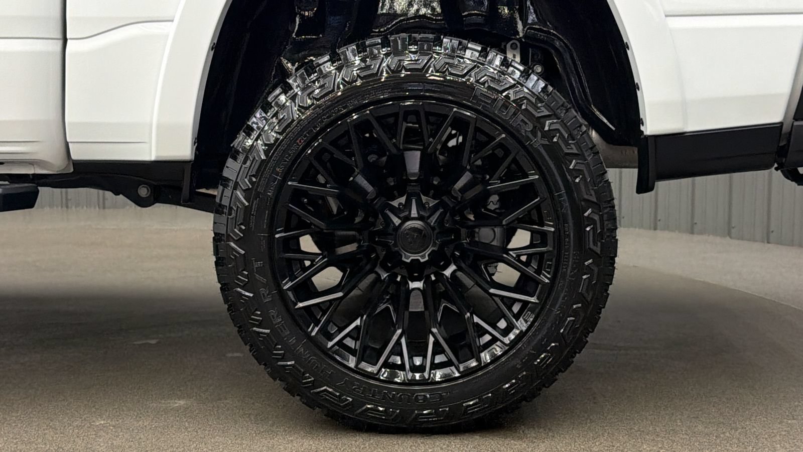 Used 2025 RAM 1500 Big Horn AWD/4WD image 12