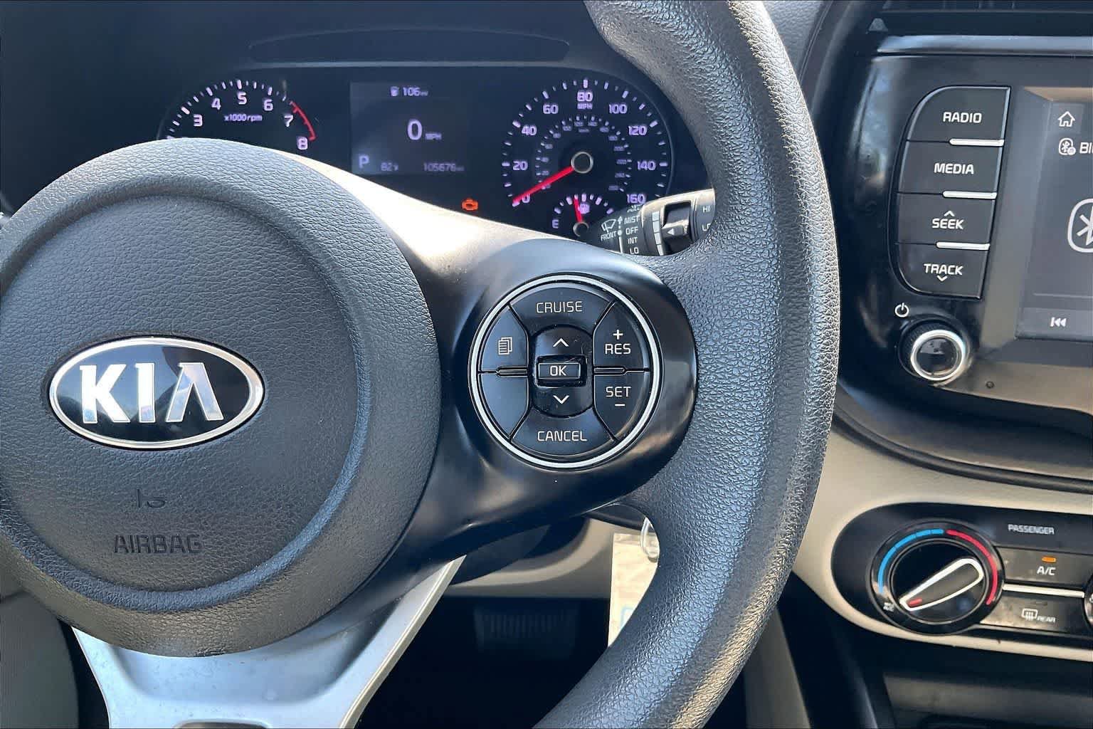 Used 2020 Kia Soul LX FWD image 24