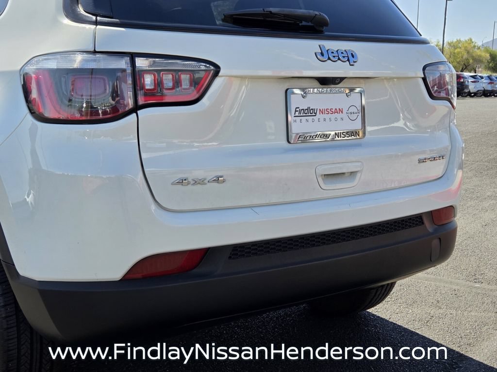 Used 2018 Jeep Compass Sport AWD/4WD image 5