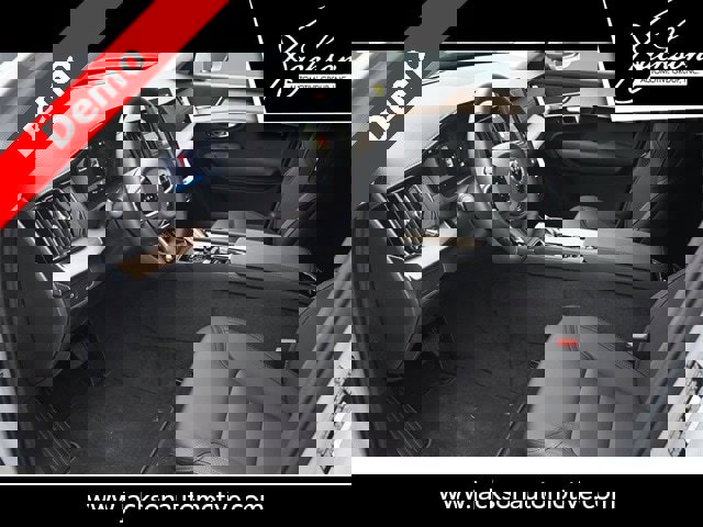 New 2025 Volvo XC90 B5 Core w/ Protection Package image 18