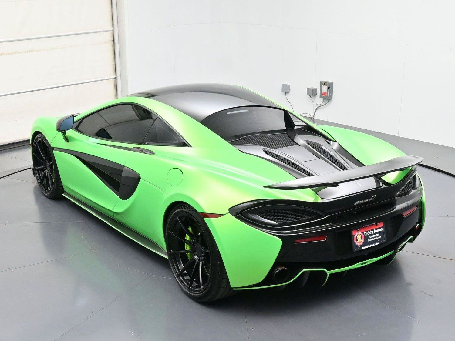 Used 2016 McLaren 570S Coupe RWD image 35