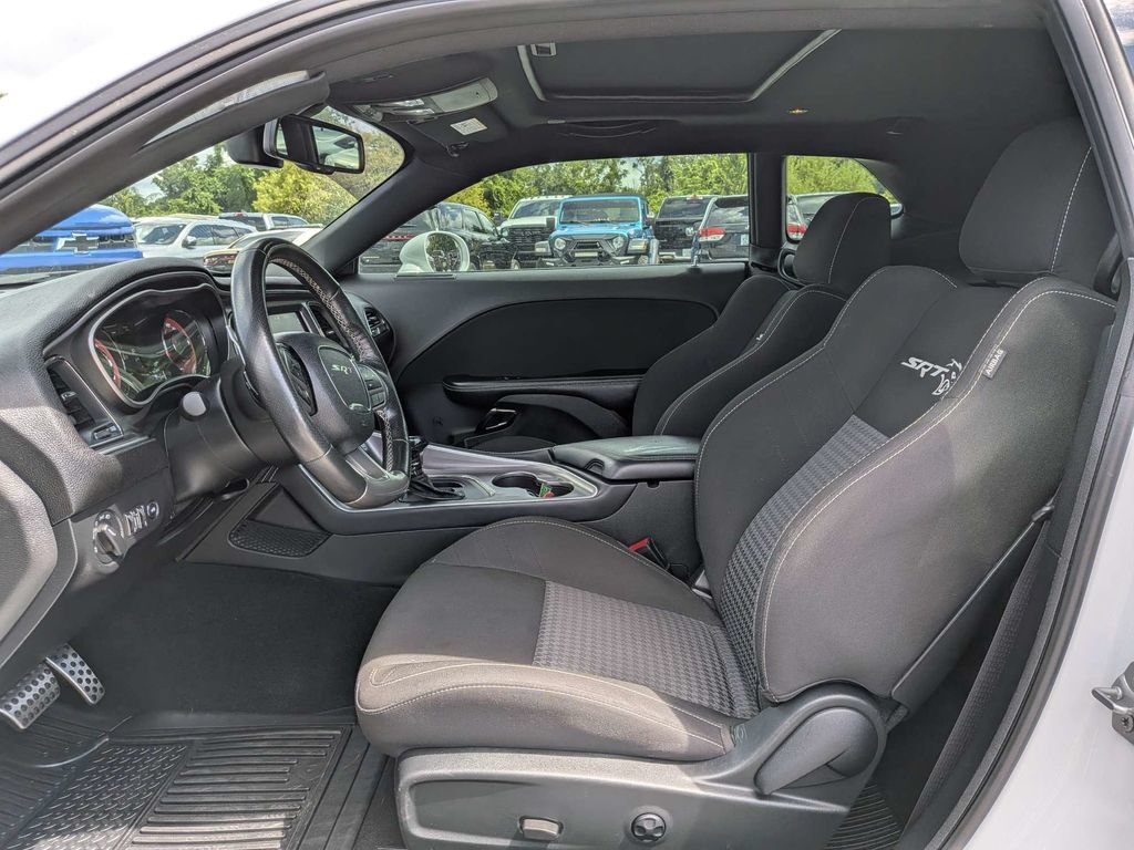 Used 2022 Dodge Challenger SRT Hellcat RWD image 13
