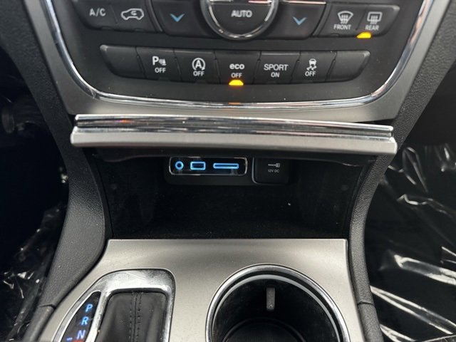 Used 2017 Jeep Grand Cherokee Altitude image 15